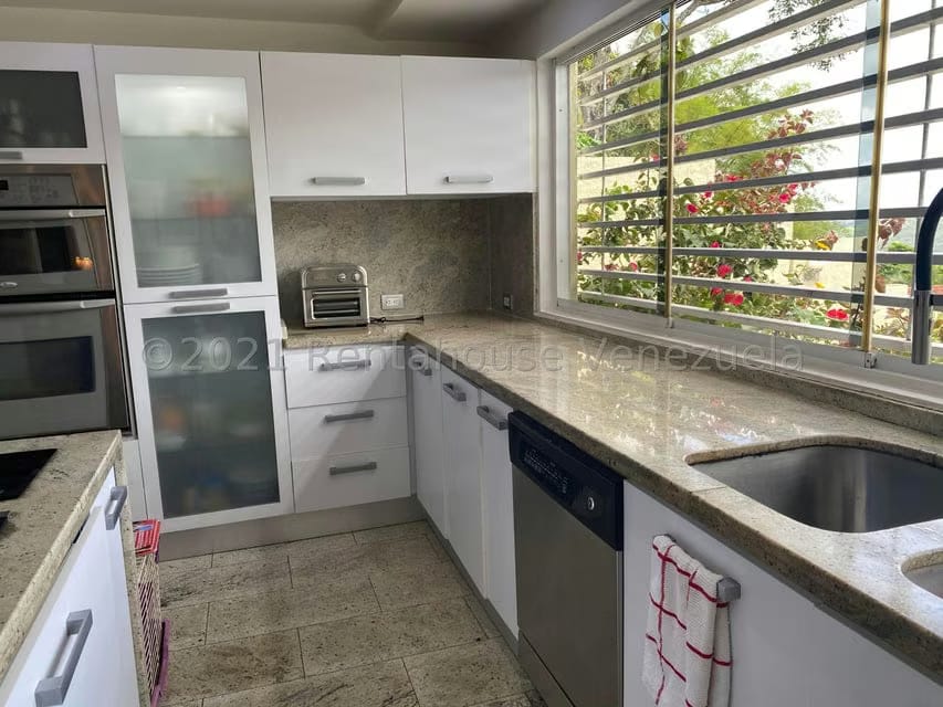Casa (1 Nivel) en Venta en Oripoto, Distrito Metropolitano - 19