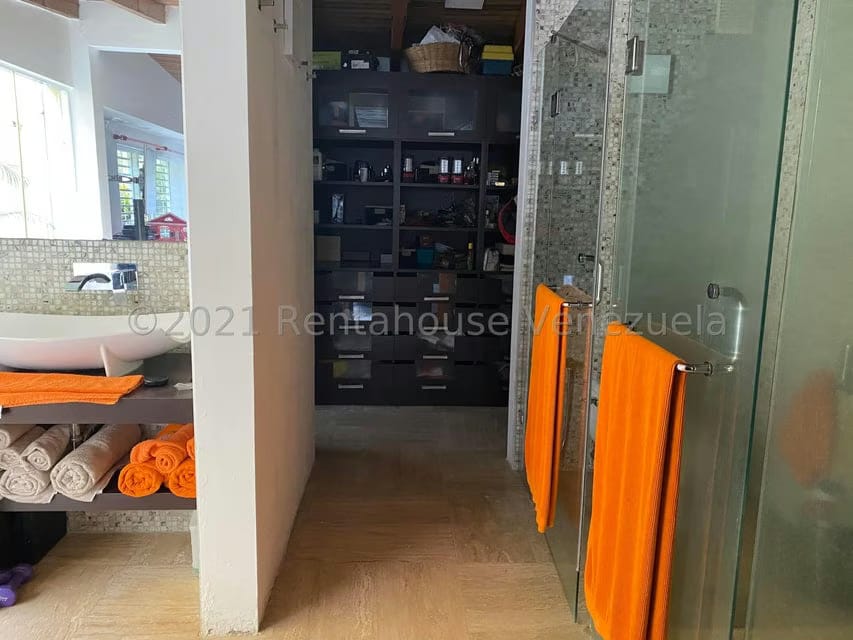 Casa (1 Nivel) en Venta en Oripoto, Distrito Metropolitano - 28