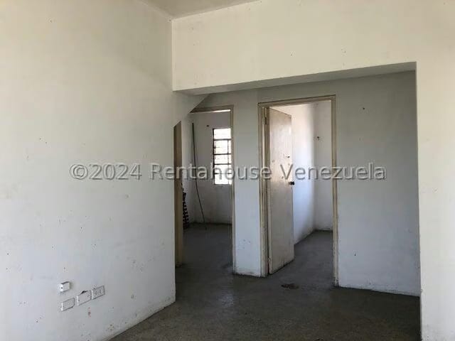 Comercial (Local Comercial) en Alquiler en La Candelaria, Carabobo - 4