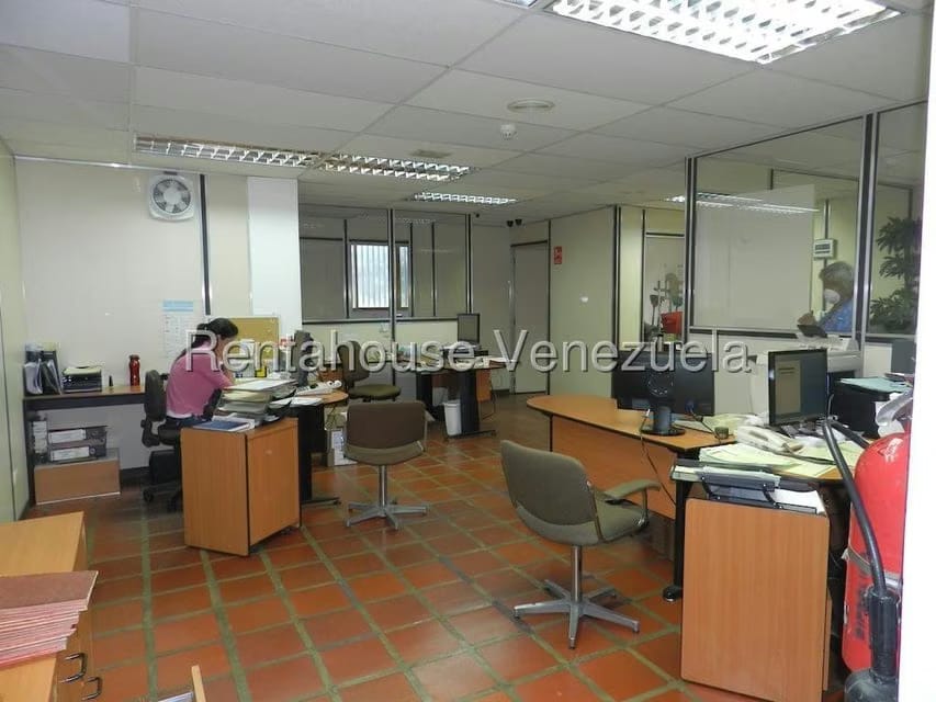 Comercial (Edificio) en Venta en Parroquia La Candelaria, Distrito Metropolitano - 36