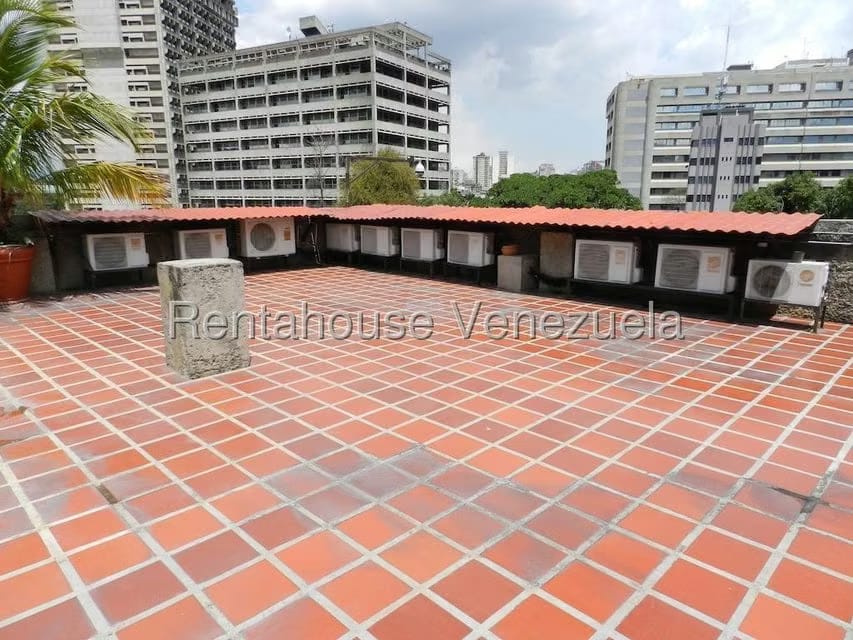 Comercial (Edificio) en Venta en Parroquia La Candelaria, Distrito Metropolitano - 53