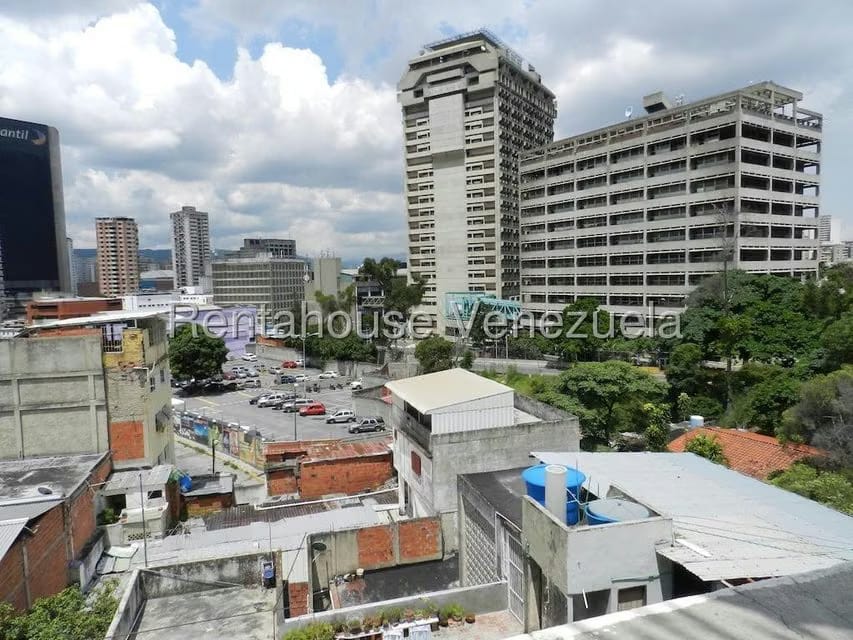 Comercial (Edificio) en Venta en Parroquia La Candelaria, Distrito Metropolitano - 57