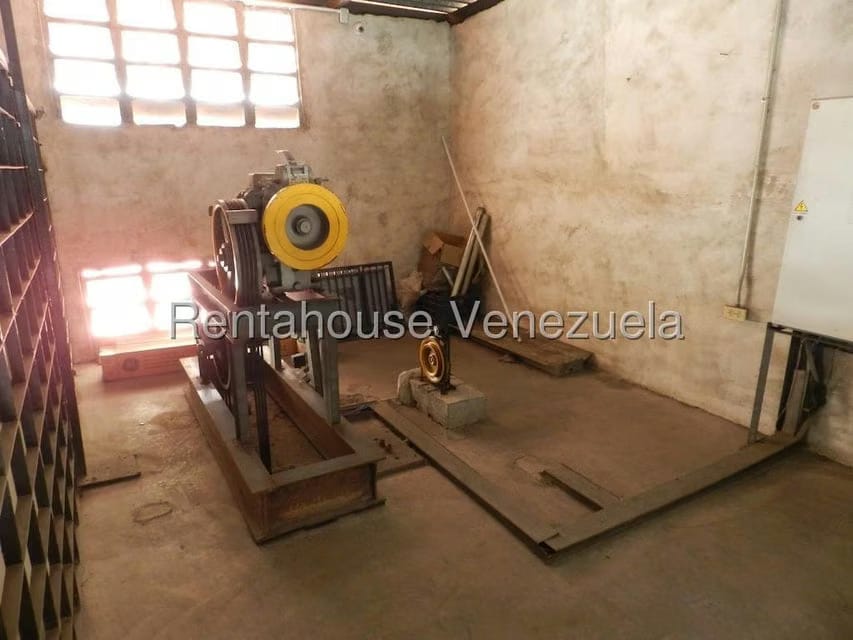 Comercial (Edificio) en Venta en Parroquia La Candelaria, Distrito Metropolitano - 60