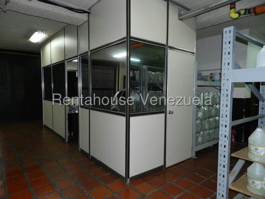 Comercial (Edificio) en Venta en Parroquia La Candelaria, Distrito Metropolitano - 8