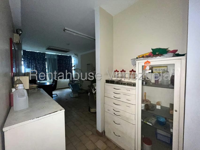 Comercial (Edificio) en Alquiler en Santa Rosa, Carabobo - 12
