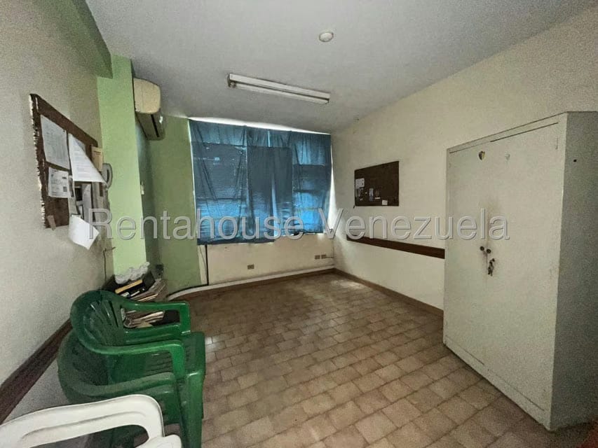 Comercial (Edificio) en Alquiler en Santa Rosa, Carabobo - 18