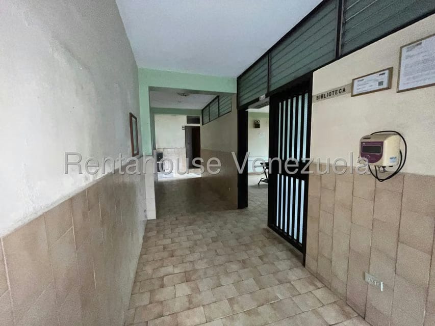 Comercial (Edificio) en Alquiler en Santa Rosa, Carabobo - 5