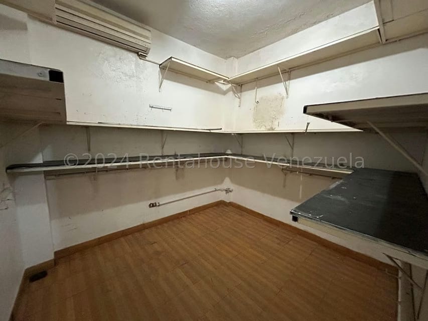 Casa (Multipes Niveles) en Venta en Bello Monte, Distrito Metropolitano - 12