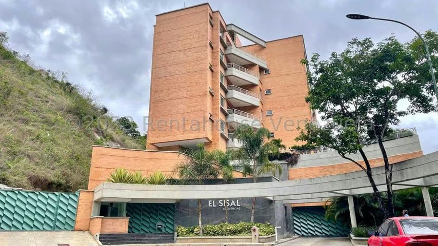 APARTAMENTO EN VENTA – YENNIEF ROJAS