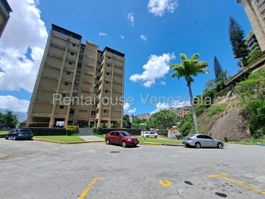 Apartamento (1 Nivel) en Alquiler en Colinas de Bello Monte, Distrito Metropolitano - 31