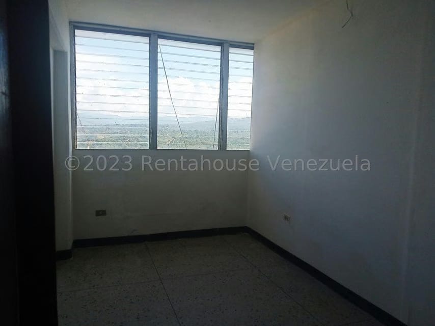 Comercial (Local Comercial) en Alquiler en Centro, Lara - 16