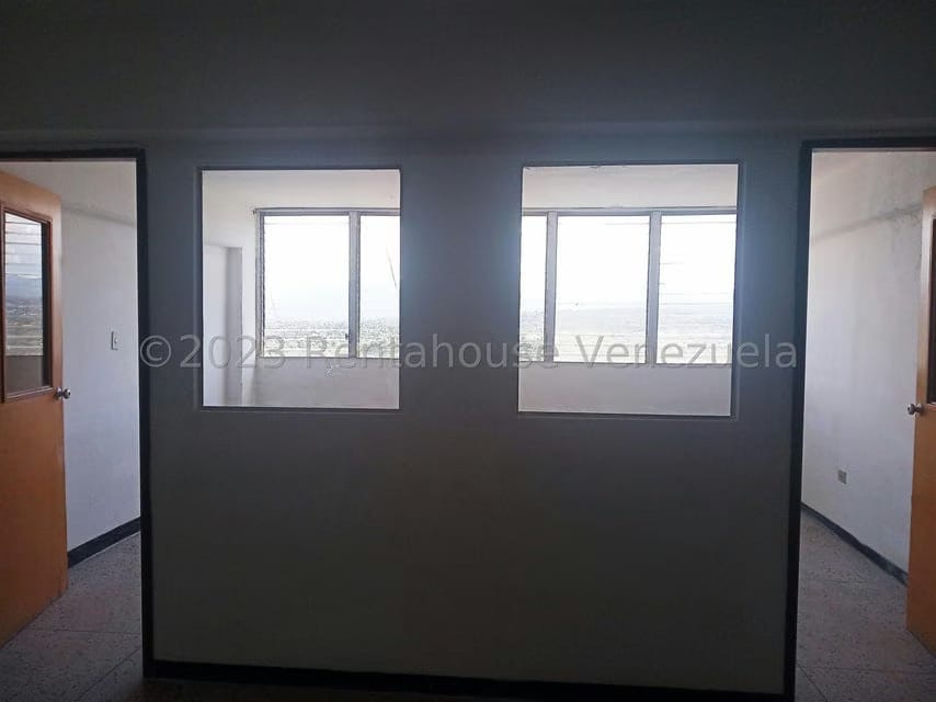 Comercial (Local Comercial) en Alquiler en Centro, Lara - 4