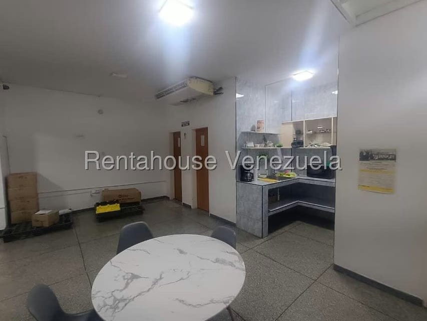 Comercial (Local Comercial) en Alquiler en La Cooperativa, Aragua - 17