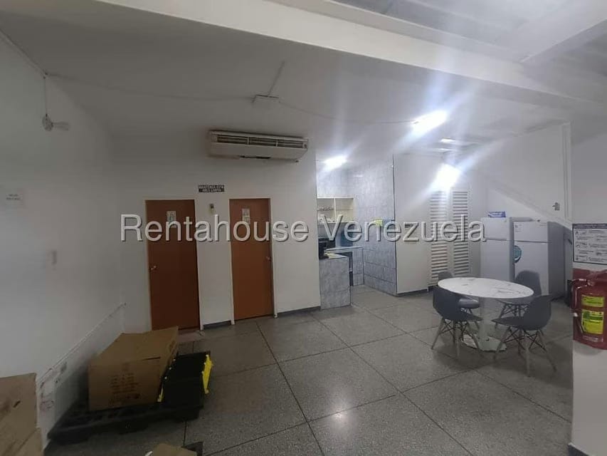 Comercial (Local Comercial) en Alquiler en La Cooperativa, Aragua - 18