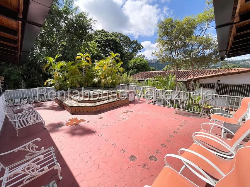 Casa (Multipes Niveles) en Venta en Prados del Este, Distrito Metropolitano - 22