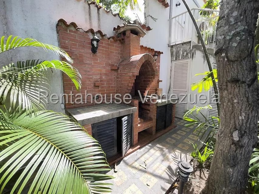 Casa (Multipes Niveles) en Venta en Prados del Este, Distrito Metropolitano - 28