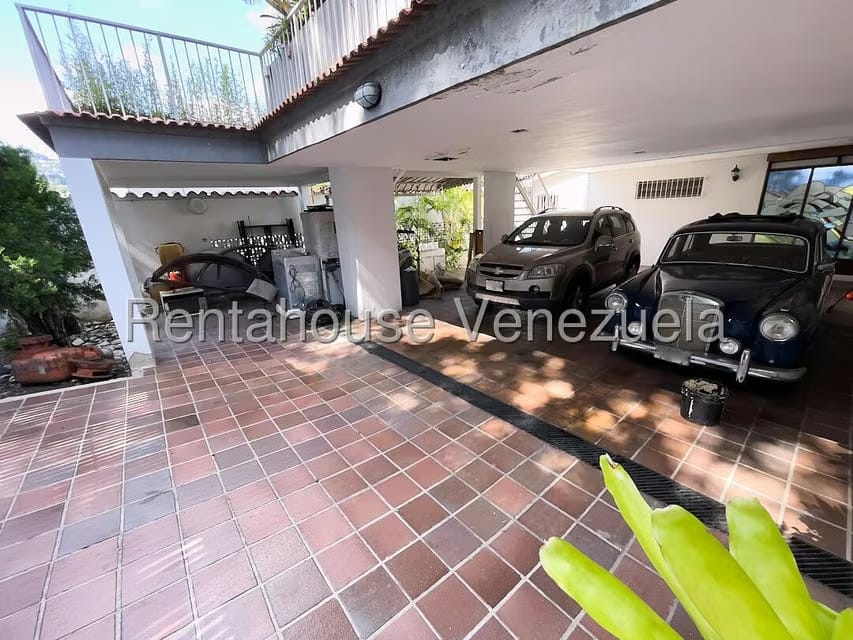 Casa (Multipes Niveles) en Venta en Prados del Este, Distrito Metropolitano - 29