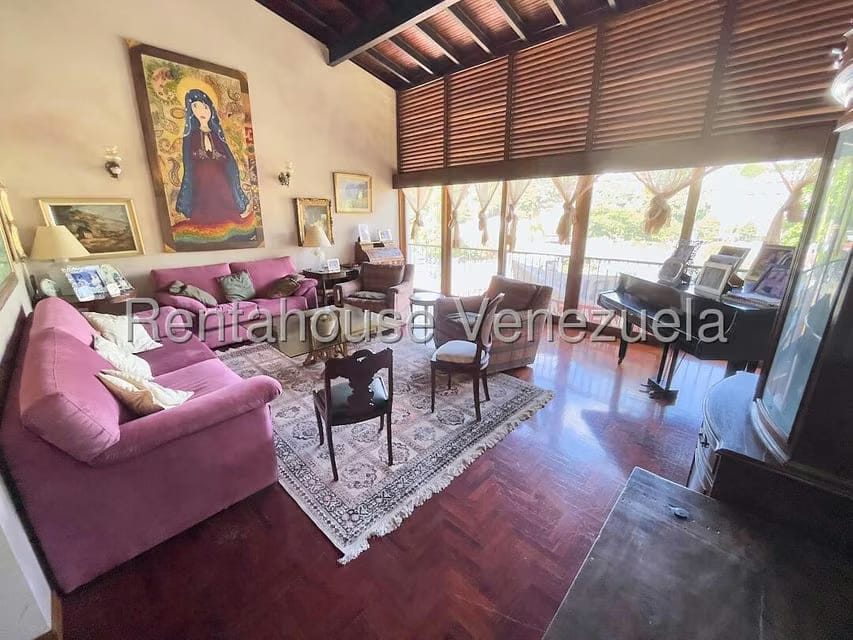 Casa (Multipes Niveles) en Venta en Prados del Este, Distrito Metropolitano - 5