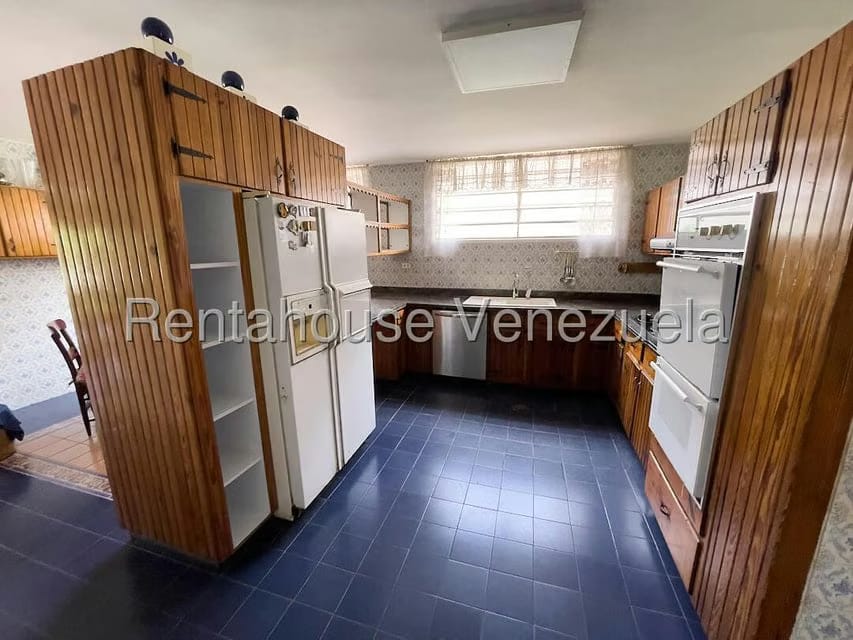 Casa (Multipes Niveles) en Venta en Prados del Este, Distrito Metropolitano - 10