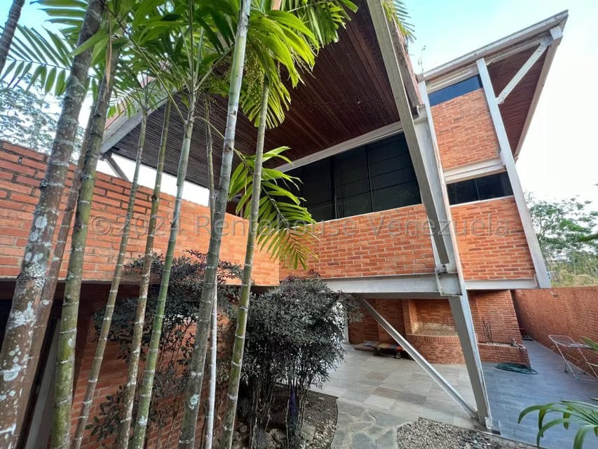 Casa (Multipes Niveles) en Venta en Corralito, Distrito Metropolitano - 11