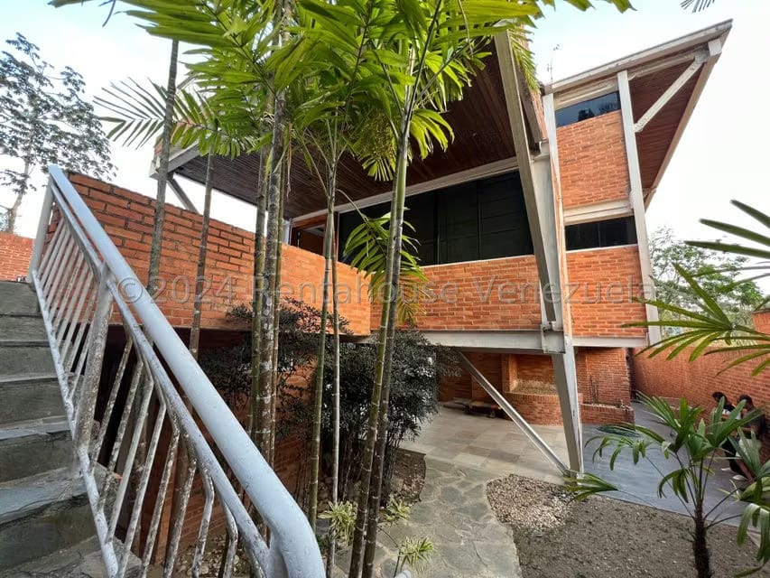 Casa (Multipes Niveles) en Venta en Corralito, Distrito Metropolitano - 12