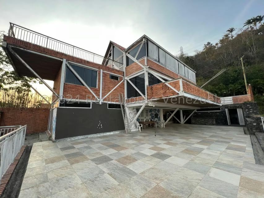 Casa (Multipes Niveles) en Venta en Corralito, Distrito Metropolitano - 13