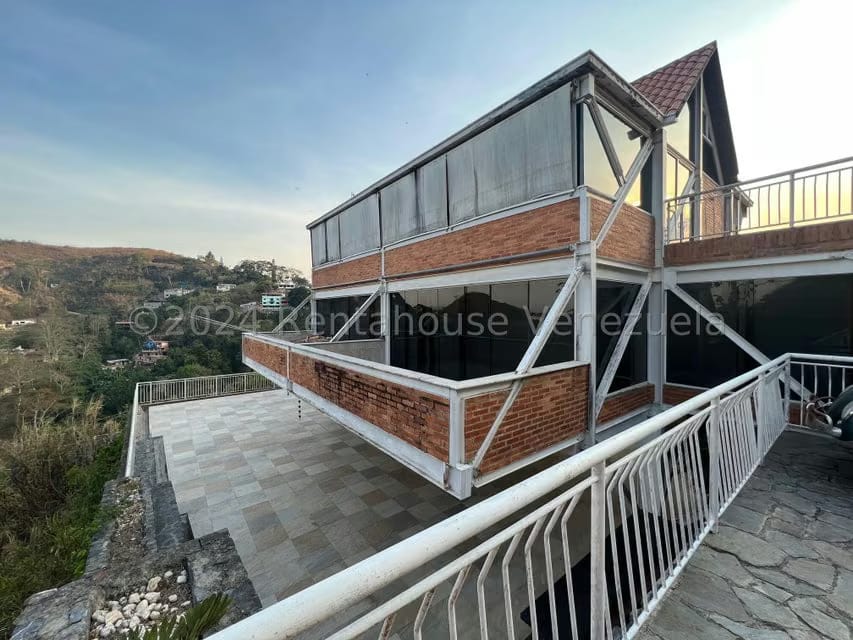 Casa (Multipes Niveles) en Venta en Corralito, Distrito Metropolitano - 3