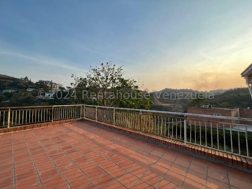 Casa (Multipes Niveles) en Venta en Corralito, Distrito Metropolitano - 21