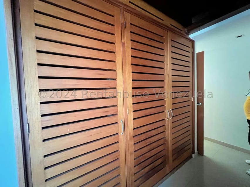 Casa (Multipes Niveles) en Venta en Corralito, Distrito Metropolitano - 40