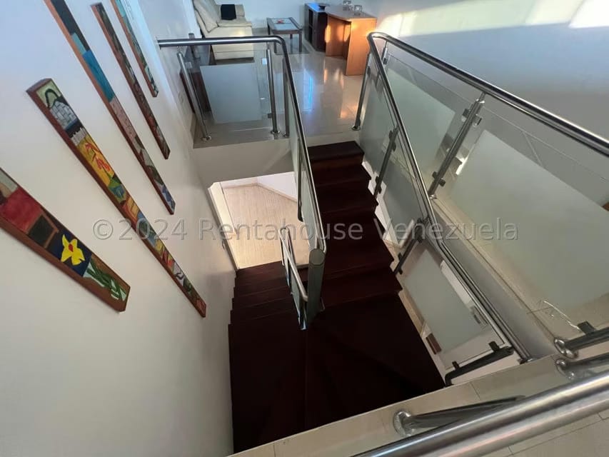 Casa (Multipes Niveles) en Venta en Corralito, Distrito Metropolitano - 45