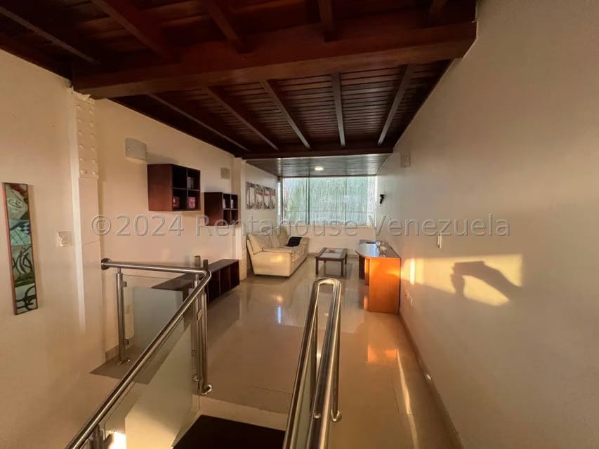 Casa (Multipes Niveles) en Venta en Corralito, Distrito Metropolitano - 47