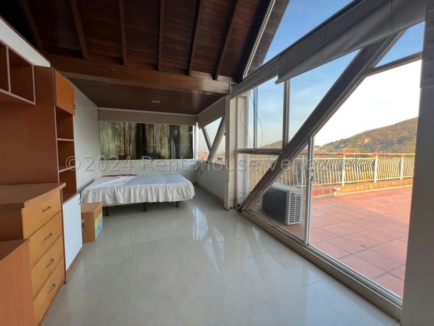 Casa (Multipes Niveles) en Venta en Corralito, Distrito Metropolitano - 52