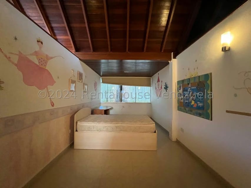 Casa (Multipes Niveles) en Venta en Corralito, Distrito Metropolitano - 55