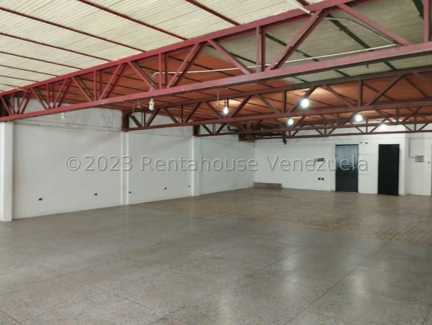 Comercial (Edificio) en Alquiler en Centro, Lara - 25