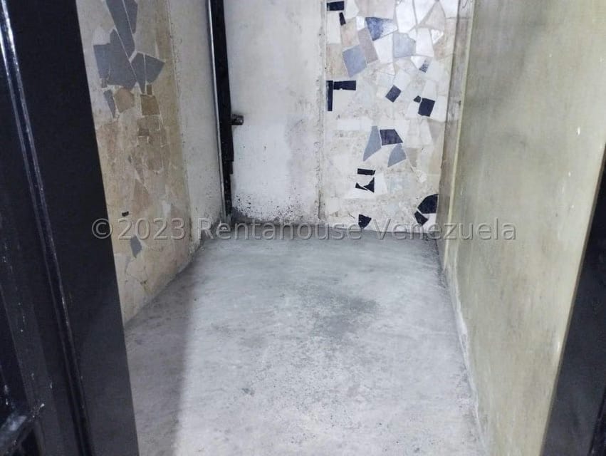 Comercial (Edificio) en Alquiler en Centro, Lara - 27