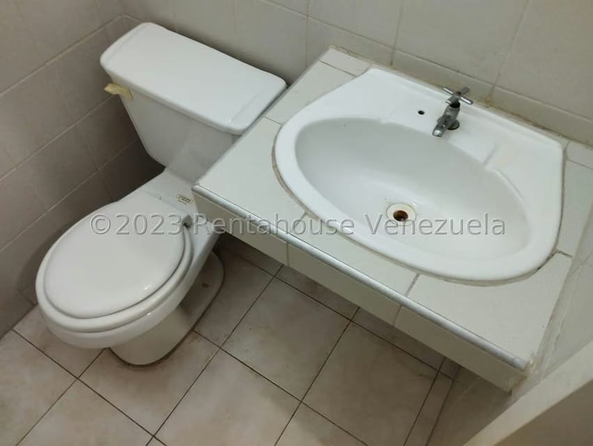 Comercial (Edificio) en Alquiler en Centro, Lara - 38