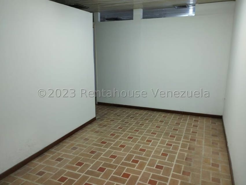 Comercial (Edificio) en Alquiler en Centro, Lara - 50