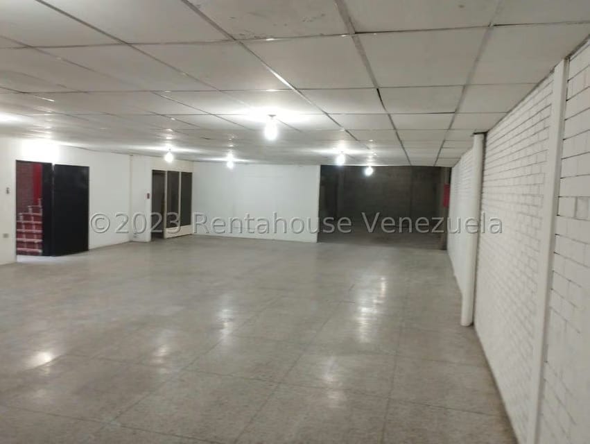 Comercial (Edificio) en Alquiler en Centro, Lara - 7