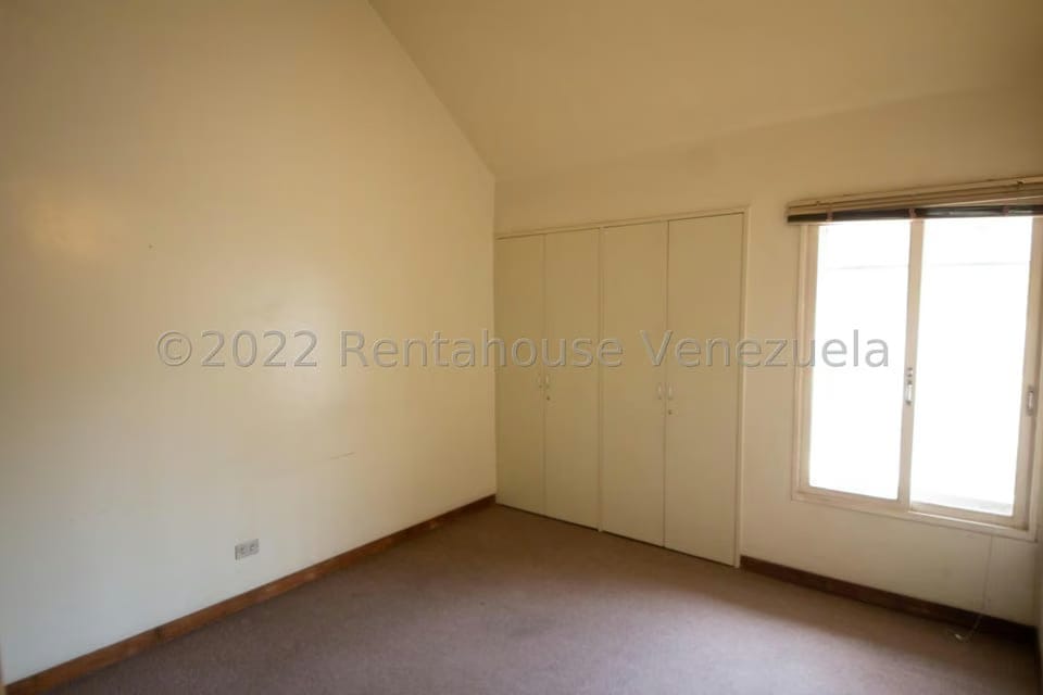 Townhouse (Multiples Niveles) en Venta en La Alameda, Distrito Metropolitano - 12