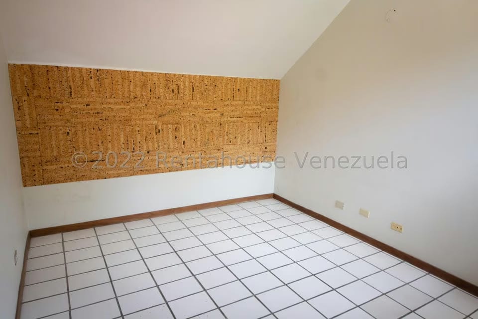 Townhouse (Multiples Niveles) en Venta en La Alameda, Distrito Metropolitano - 28
