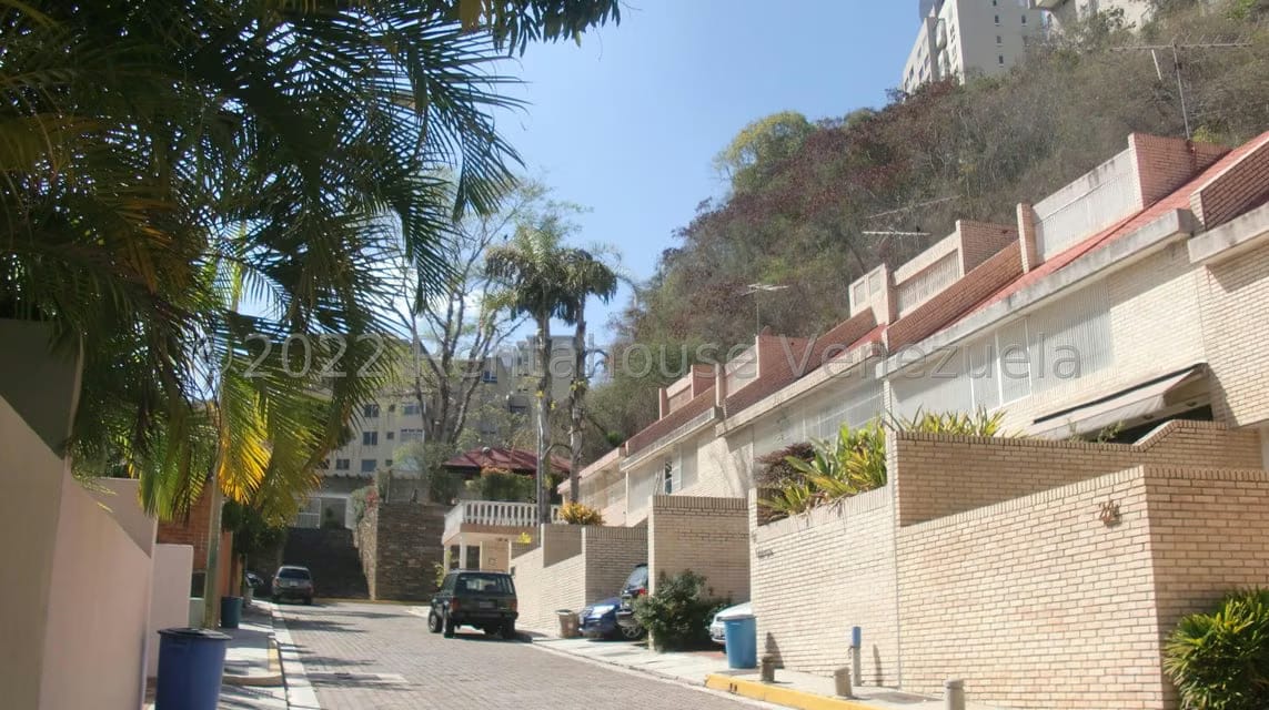 Townhouse (Multiples Niveles) en Venta en La Alameda, Distrito Metropolitano - 30