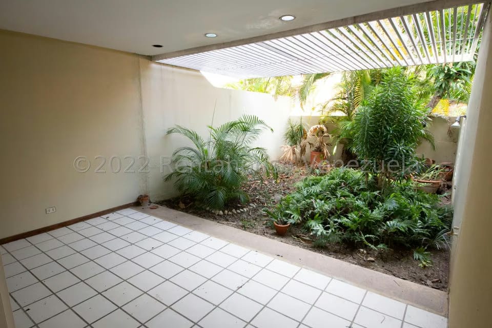 Townhouse (Multiples Niveles) en Venta en La Alameda, Distrito Metropolitano - 4