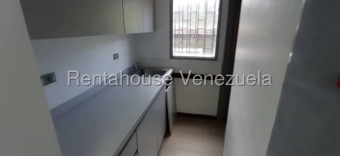 Comercial (Local Comercial) en Alquiler en Las Churuatas, Miranda - 12
