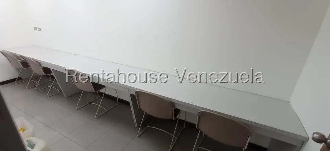 Comercial (Local Comercial) en Alquiler en Las Churuatas, Miranda - 13