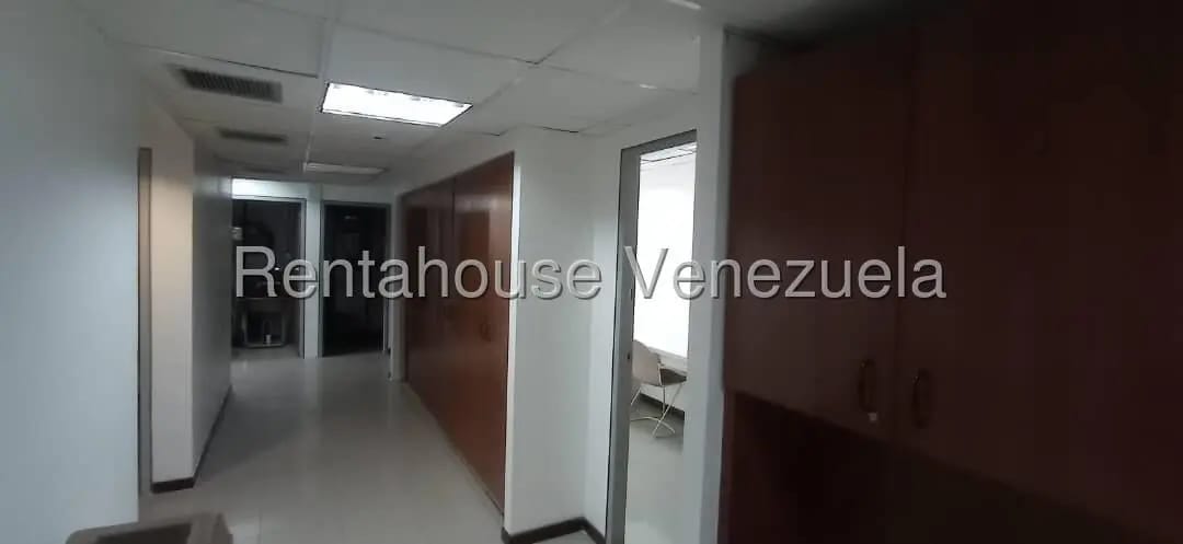 Comercial (Local Comercial) en Alquiler en Las Churuatas, Miranda - 14