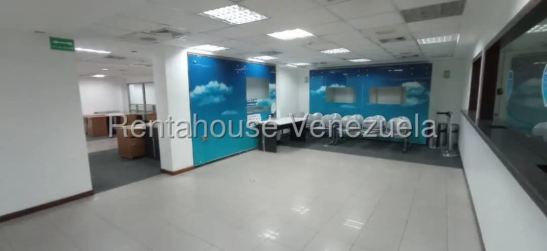 Comercial (Local Comercial) en Alquiler en Las Churuatas, Miranda - 16