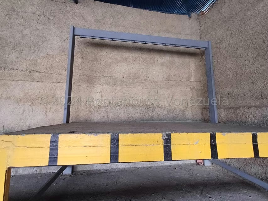 Comercial (Galpon - Deposito) en Alquiler en Macarao, Distrito Metropolitano - 13