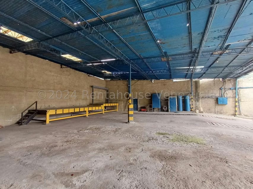 Comercial (Galpon - Deposito) en Alquiler en Macarao, Distrito Metropolitano - 14