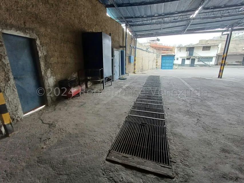 Comercial (Galpon - Deposito) en Alquiler en Macarao, Distrito Metropolitano - 15