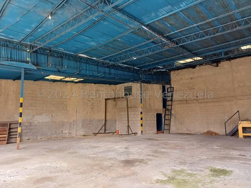 Comercial (Galpon - Deposito) en Alquiler en Macarao, Distrito Metropolitano - 18